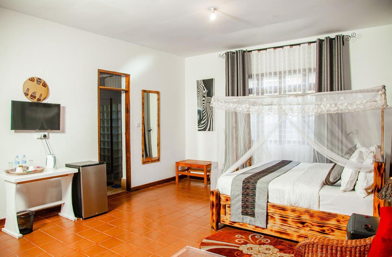 Iringa Sunset Hotel Экстерьер фото